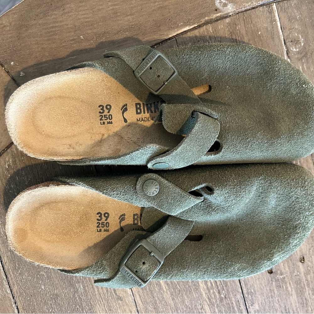 NEW Birkenstock Bostons